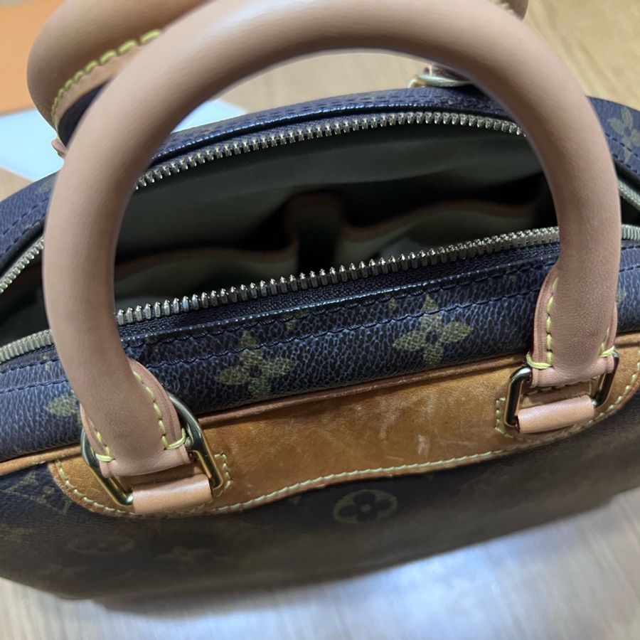 Louis Vuitton LV 小珍包-5