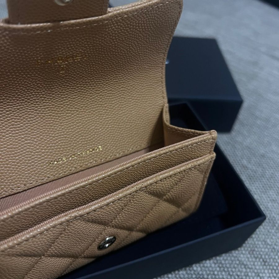 Chanel 焦糖金卡包-0