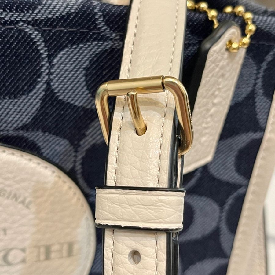 ✨Coach✨香布蕾🌹手提/斜背小托特🪻氣質藍紙袋包-7