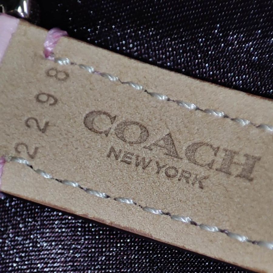 COACH玫瑰金粉色牛皮革水鑽石英女錶/附原廠錶盒-11