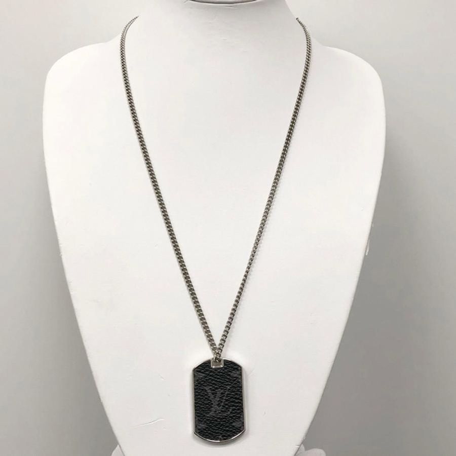 louisvuitton路易威登LV男款帥氣經典Monogram黑色掛飾項鍊 項鏈-1