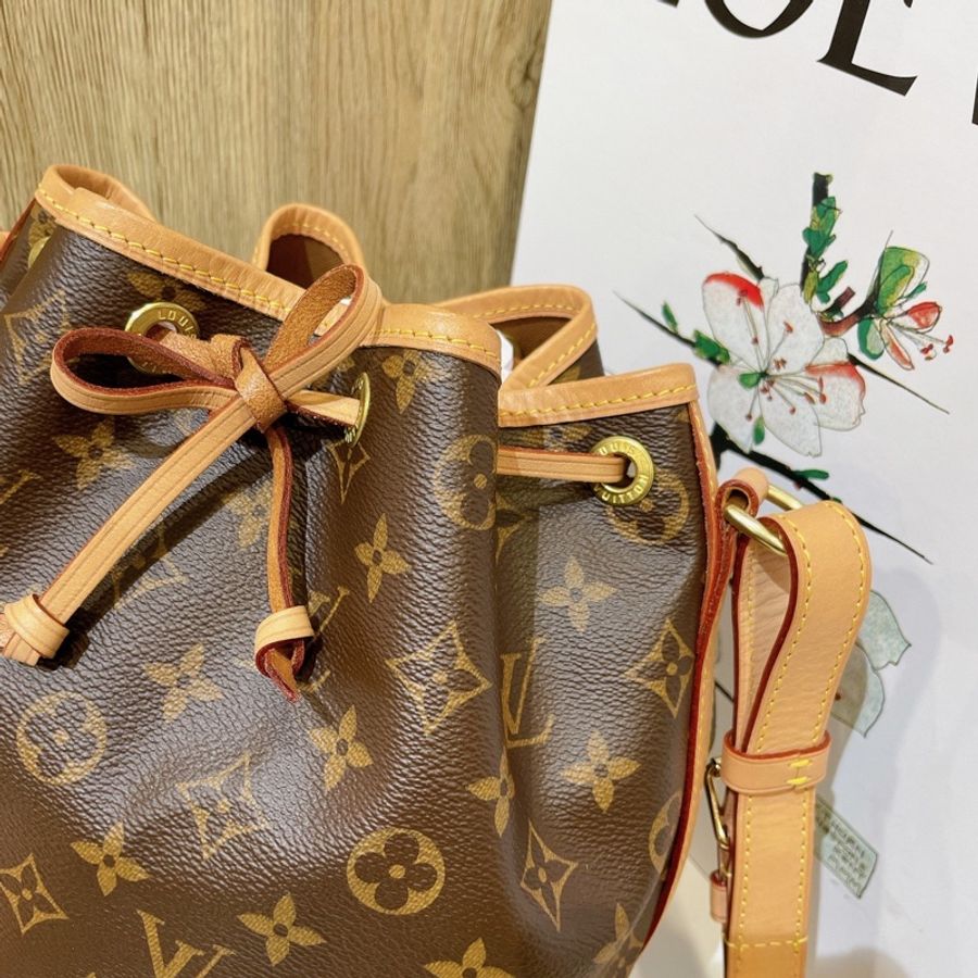 Louis Vuitton-LV NOE BB 水桶包-1