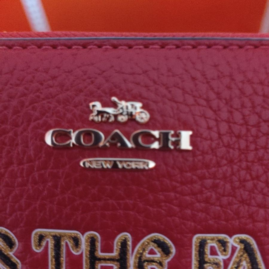 Coach 迪士尼聯名白雪公主款長夾-10