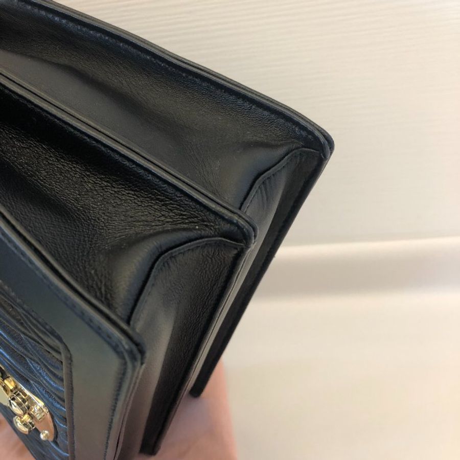 MIU MIU Confidential matelassé napa leather bag 黑(淡金)-6