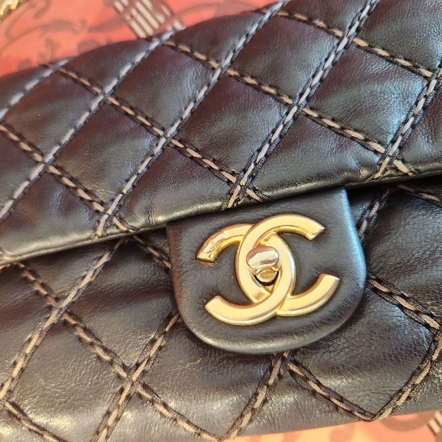 chanel 香奈兒woc有旋轉釦外縫-11