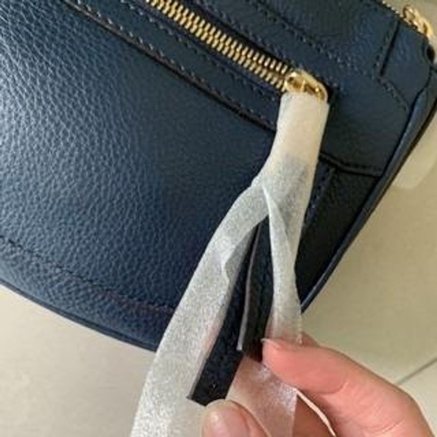全新 專櫃購入 ｜Michael KORS Julia Messenger 真皮斜背包(深藍)-1