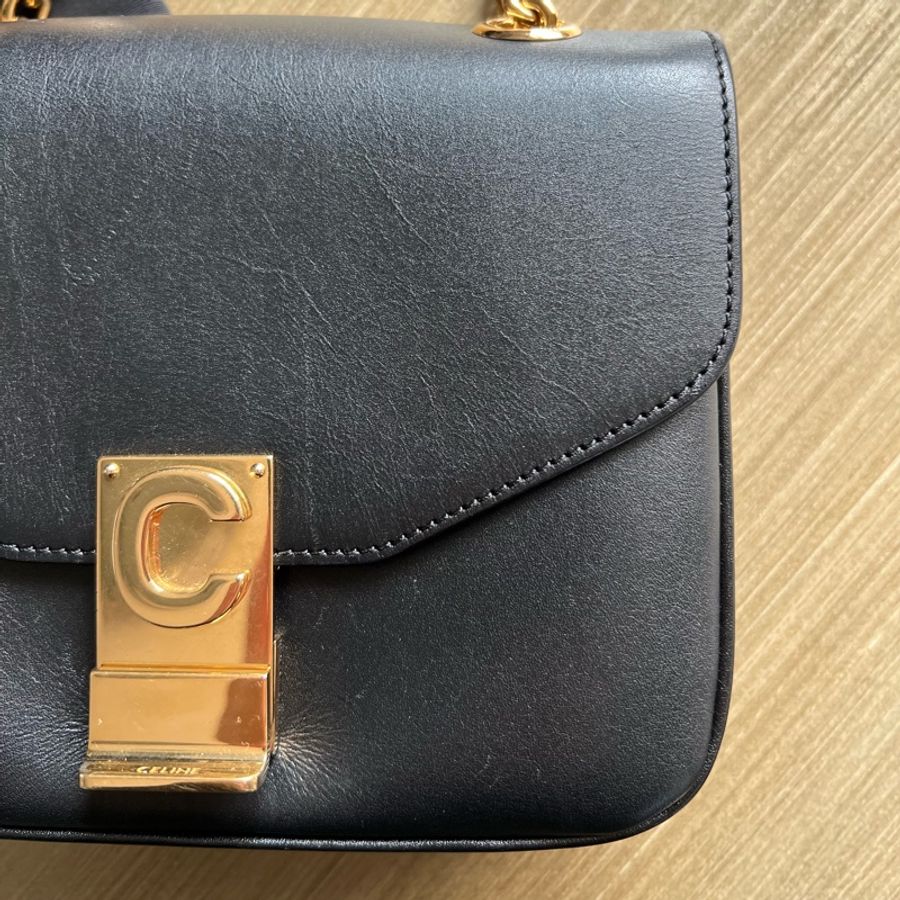 (二手)CELINE C CHARM 黑色 牛皮鍊帶肩背包-2