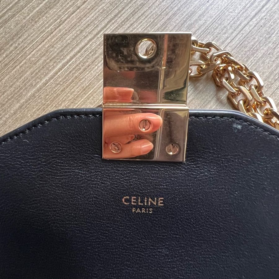 (二手)CELINE C CHARM 黑色 牛皮鍊帶肩背包-9