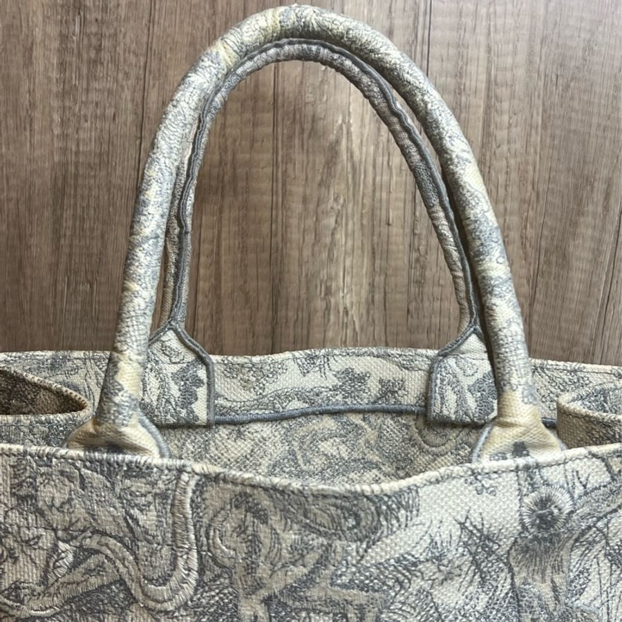 Dior Book Tote 中款 灰色動物紋-14
