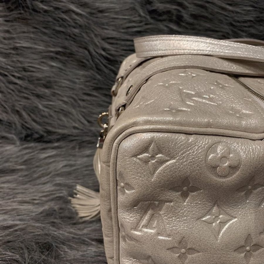 Louis Vuitton LV 限量款 銀色 全皮壓紋 流蘇 波士頓包/手提包-2