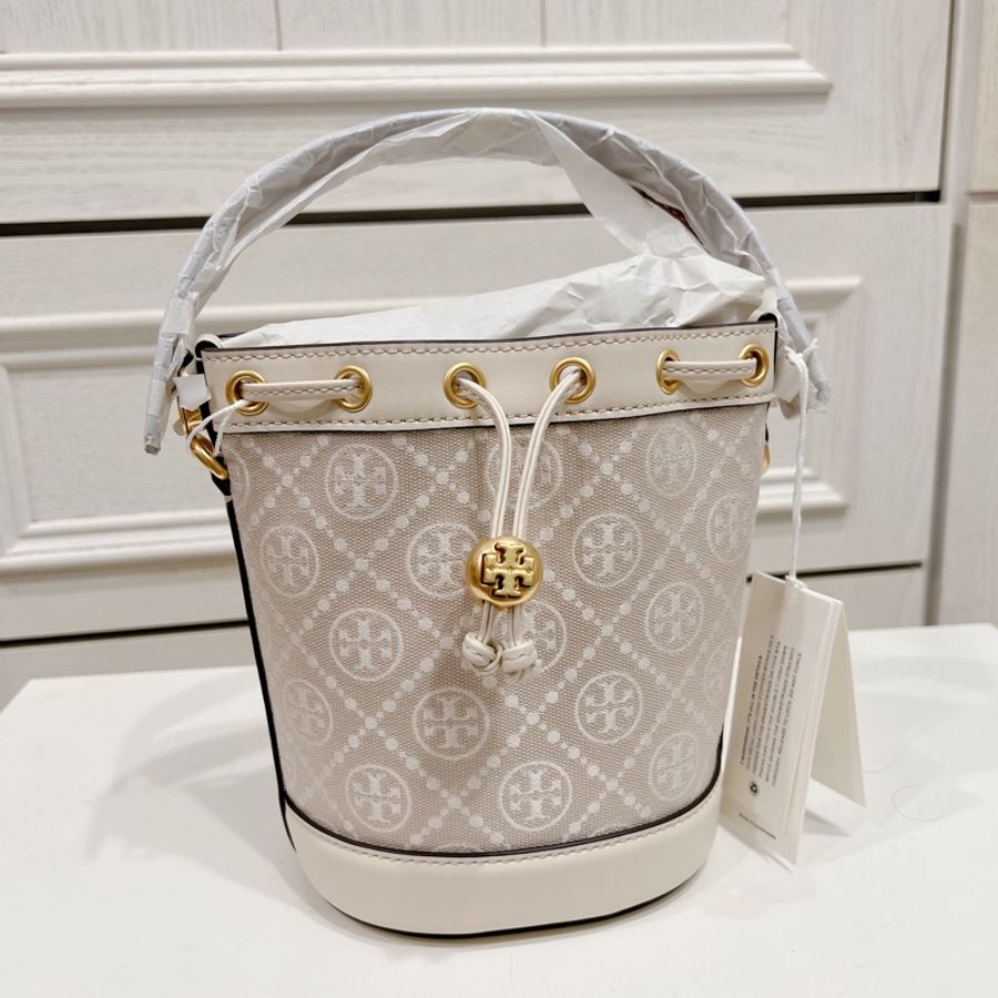 Tory Burch T monogram 米白 水桶包-5