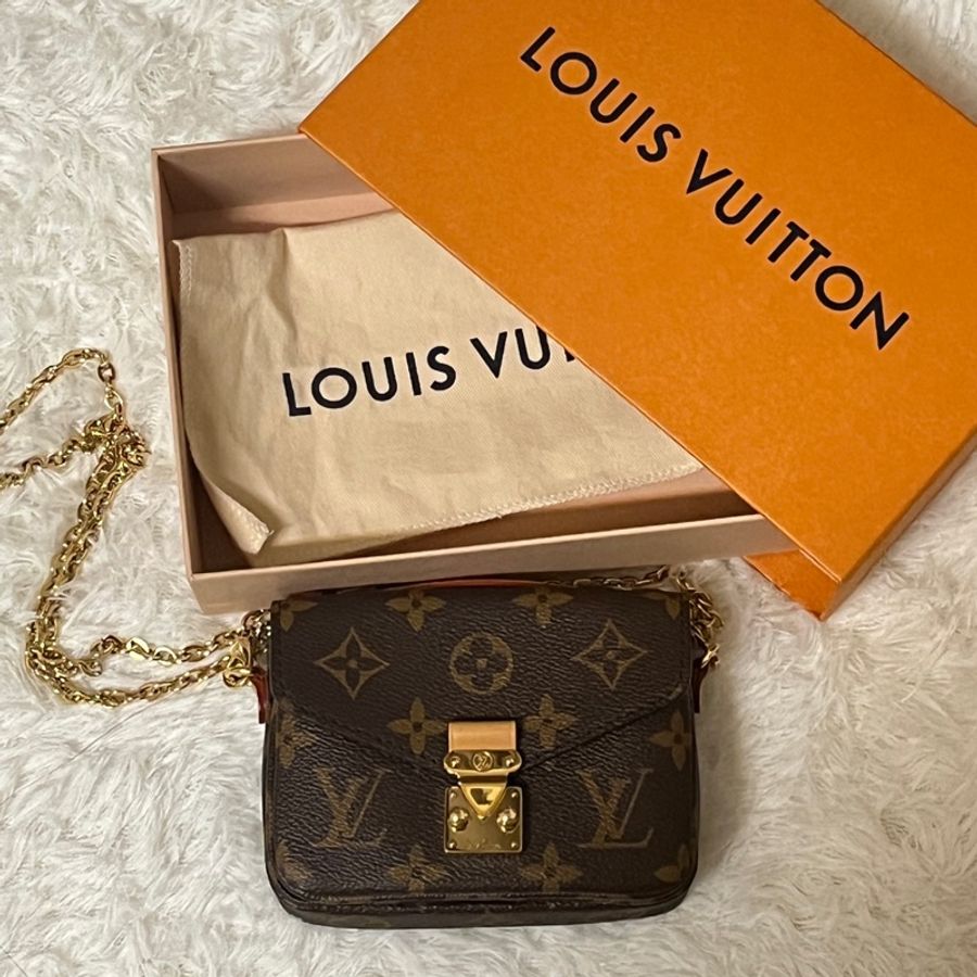LV MINI 郵差包 信封包 Louis Vuitton-0