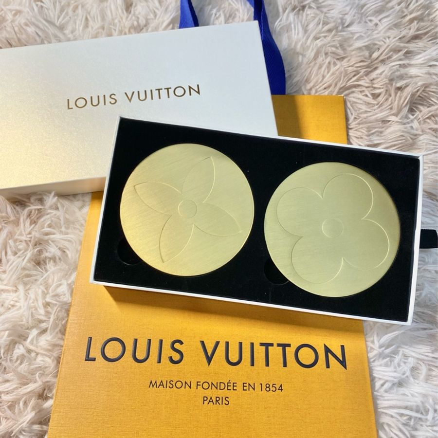 LV  經典Monogram 老花logo金色黃銅杯墊-0