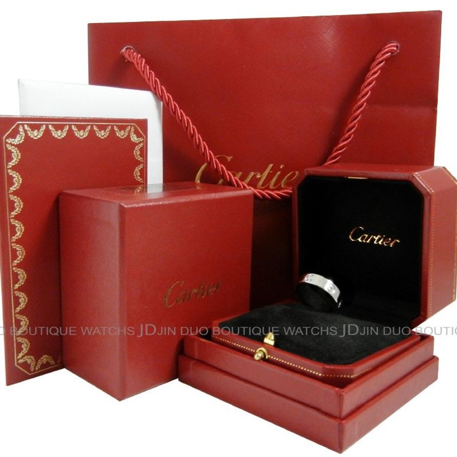 金鐸精品~C698 CARTIER 卡地亞 LOVE系列 鑲崁3顆鑽石18白K金寬版男戒-0