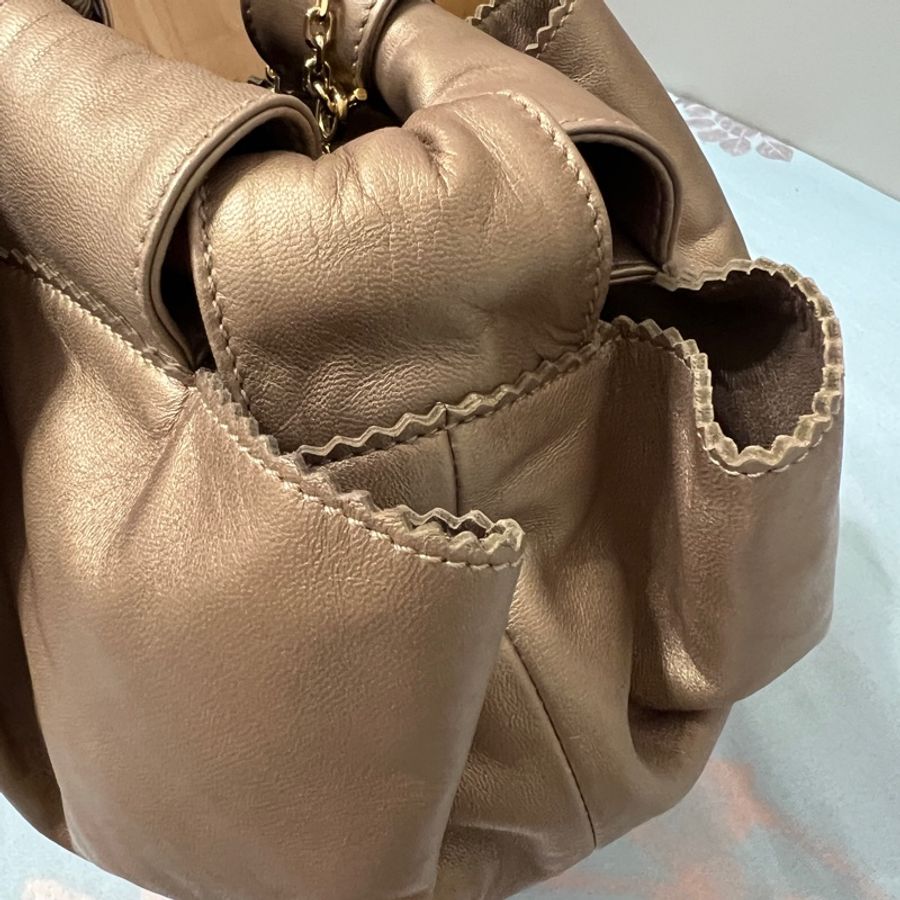 Loewe空氣包-9