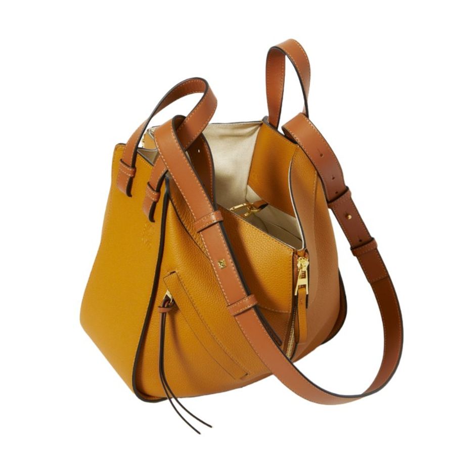 【LOEWE 羅威】Small Hammock 小號 柔軟粒面小牛皮 吊床包 肩背包 手提包 淺焦糖色-3