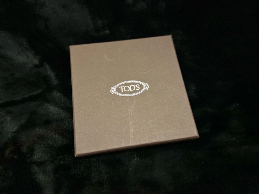 TOD’S 紅 愛心 行李箱吊牌-4