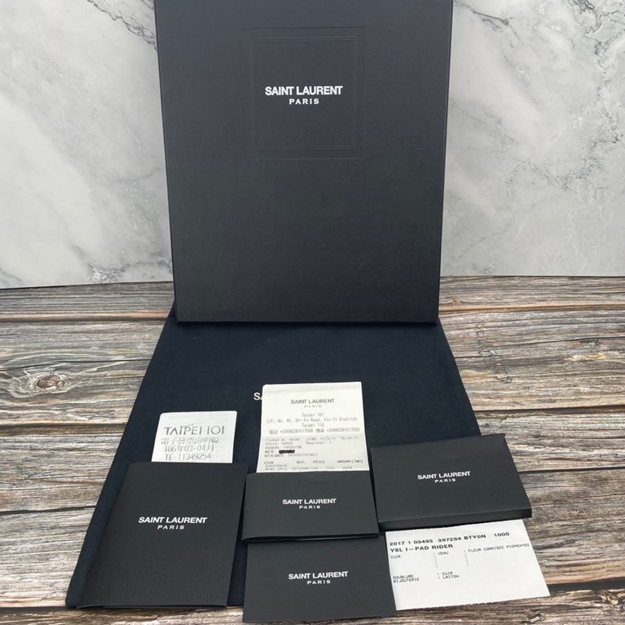 #全配‼️ #YSL Saint Laurent 經典荔枝牛皮 #手拿包 / #洗漱包-13