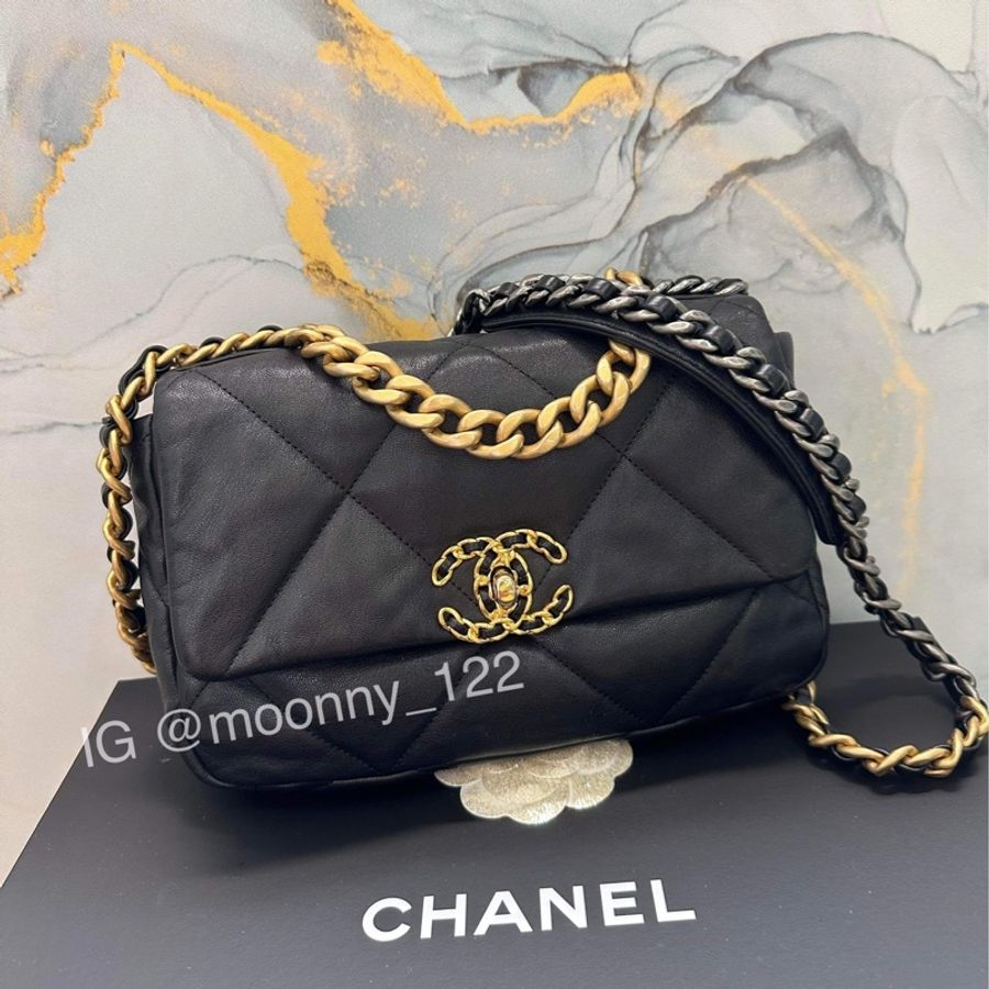 Chanel 19包26公分 香港購證全配29開-0