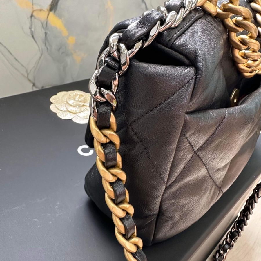 Chanel 19包26公分 香港購證全配29開-10