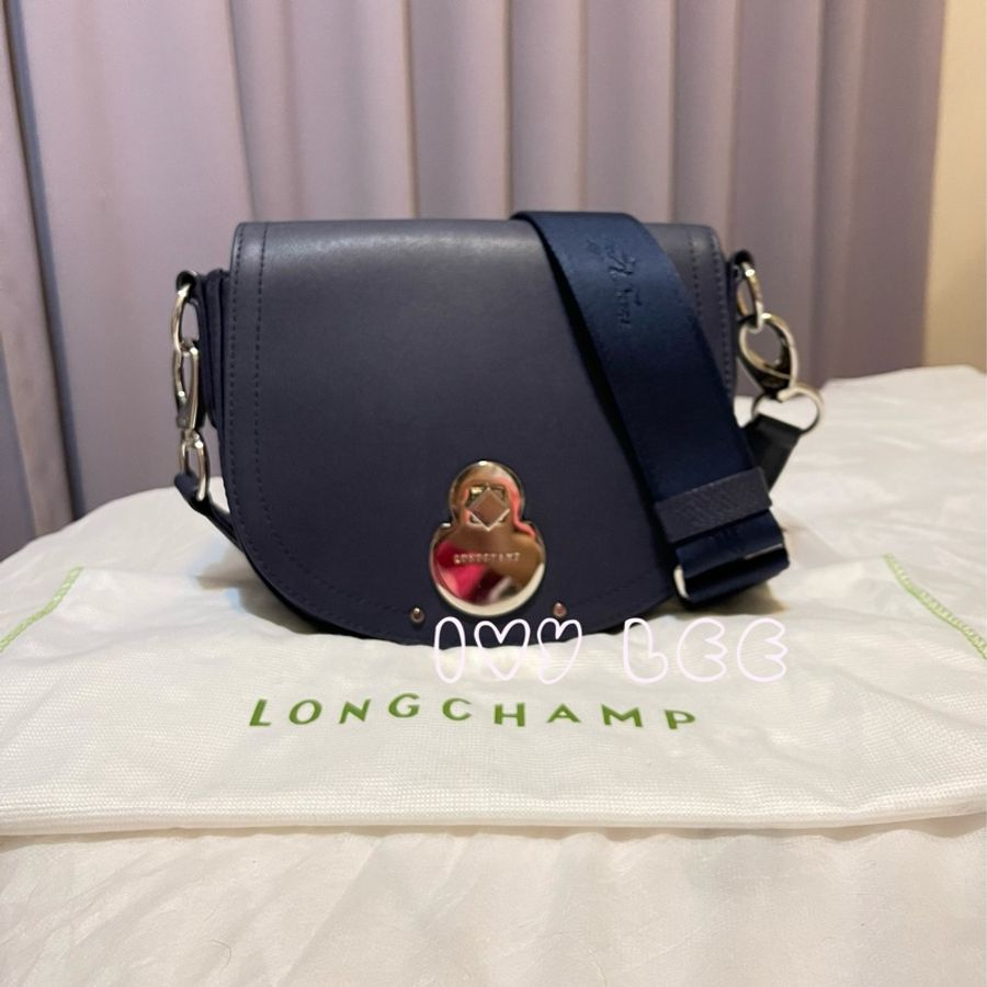 LONGCHAMP(已售出) CAVALCADE系列深藍色金屬轉扣寬背帶 馬鞍包 肩背包 斜背包 小牛皮 二手精品 正品-0