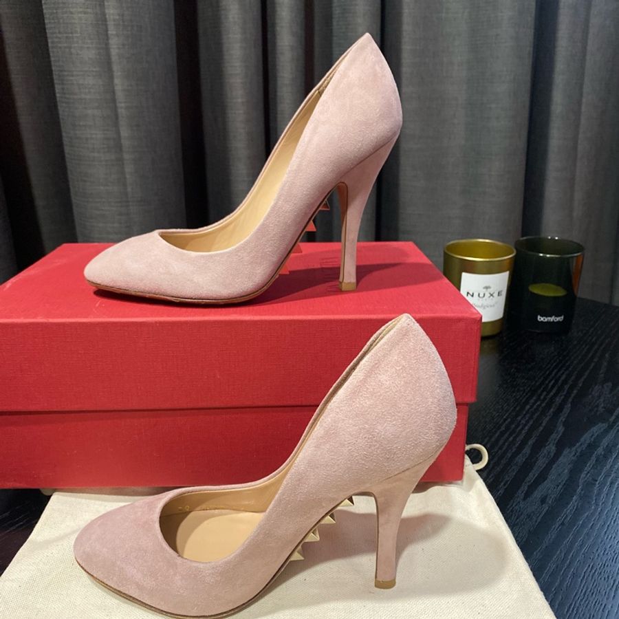 卯釘鞋valentino 高跟鞋-1