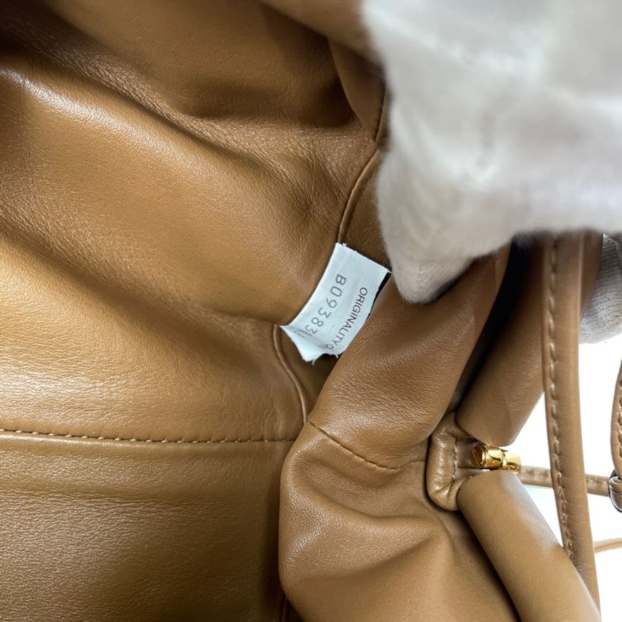 Bottega Veneta 焦糖色雲朵包 小號-3