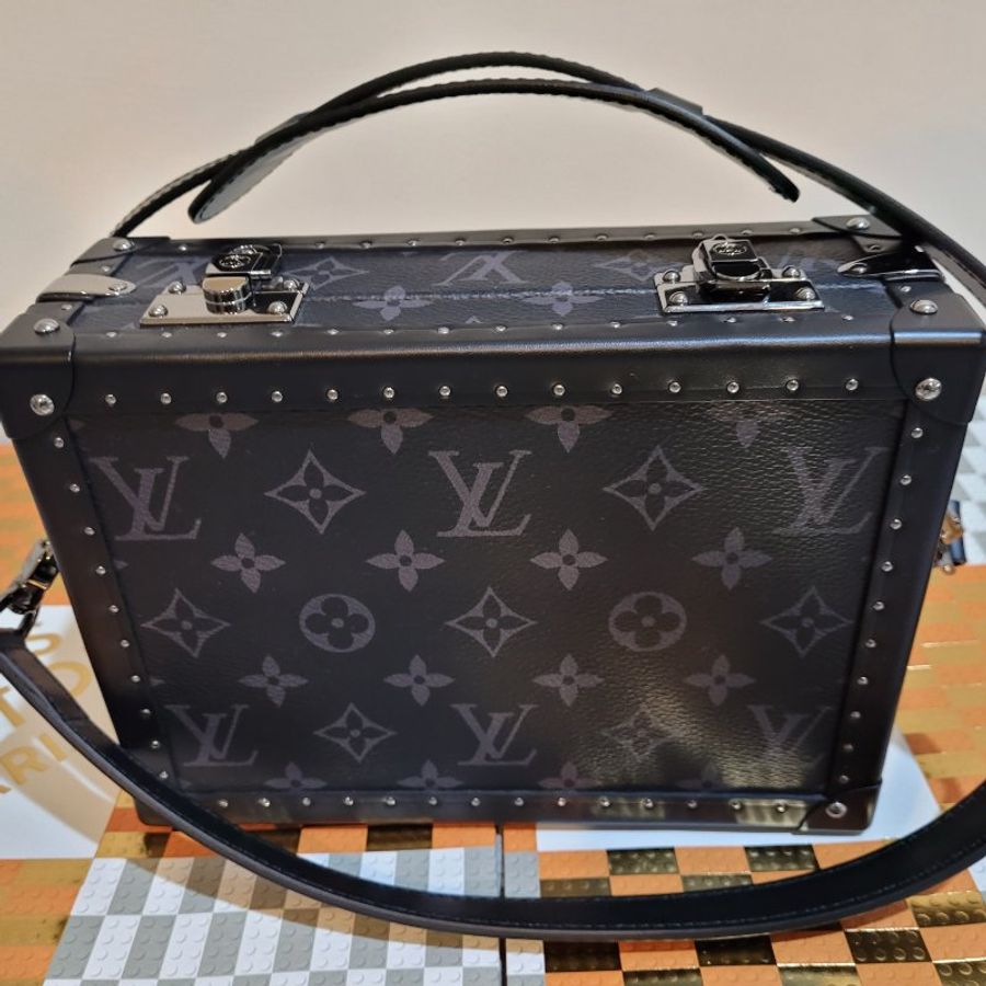 LV 全新 M20251 小箱子 Clutch Box 側背包 硬箱 Monogram Eclipse-0