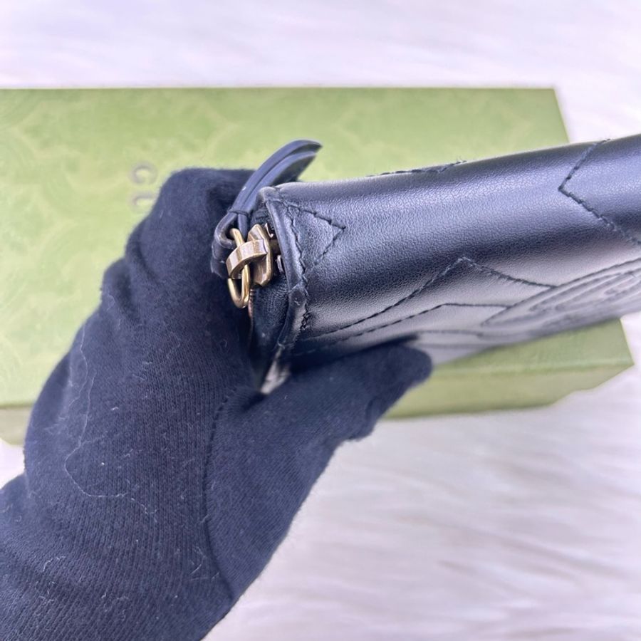 GUCCI GG Marmont系列仿舊金色雙G LOGO牛皮山形紋拉鍊長夾(黑色/443123)-10