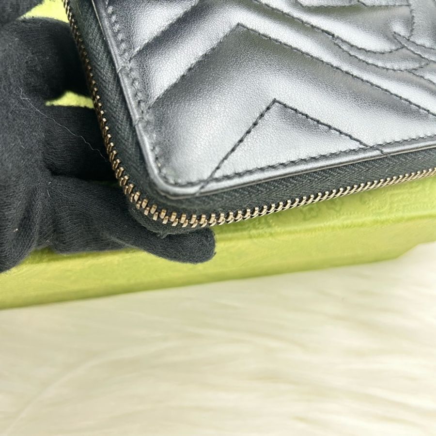 GUCCI GG Marmont系列仿舊金色雙G LOGO牛皮山形紋拉鍊長夾(黑色/443123)-12
