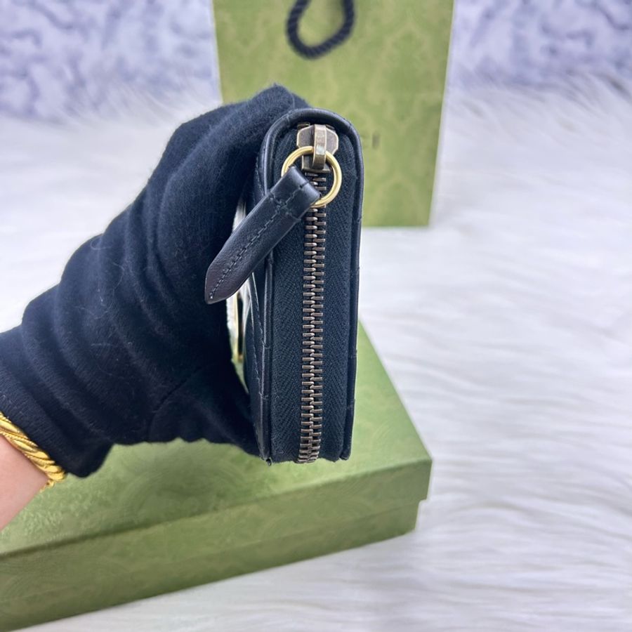 GUCCI GG Marmont系列仿舊金色雙G LOGO牛皮山形紋拉鍊長夾(黑色/443123)-15