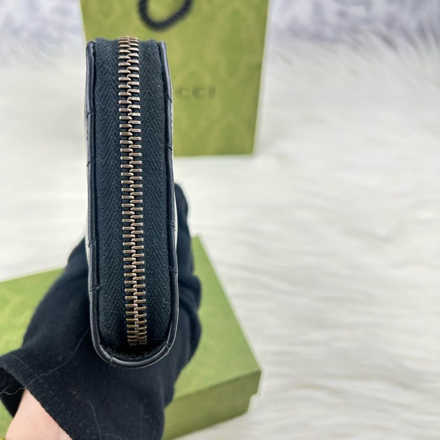 GUCCI GG Marmont系列仿舊金色雙G LOGO牛皮山形紋拉鍊長夾(黑色/443123)-19