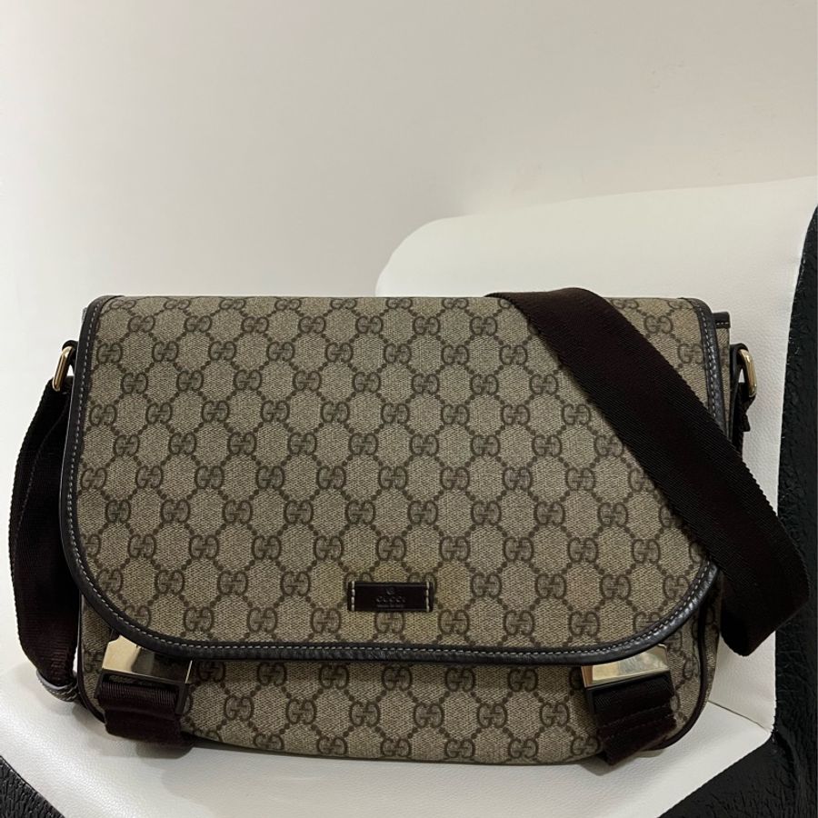 Gucci 老花掀蓋郵差包-2