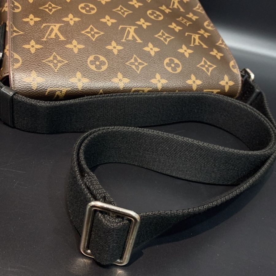 Louis Vuitton LV 老花字紋 掀蓋磁扣式 斜背包/書包-2