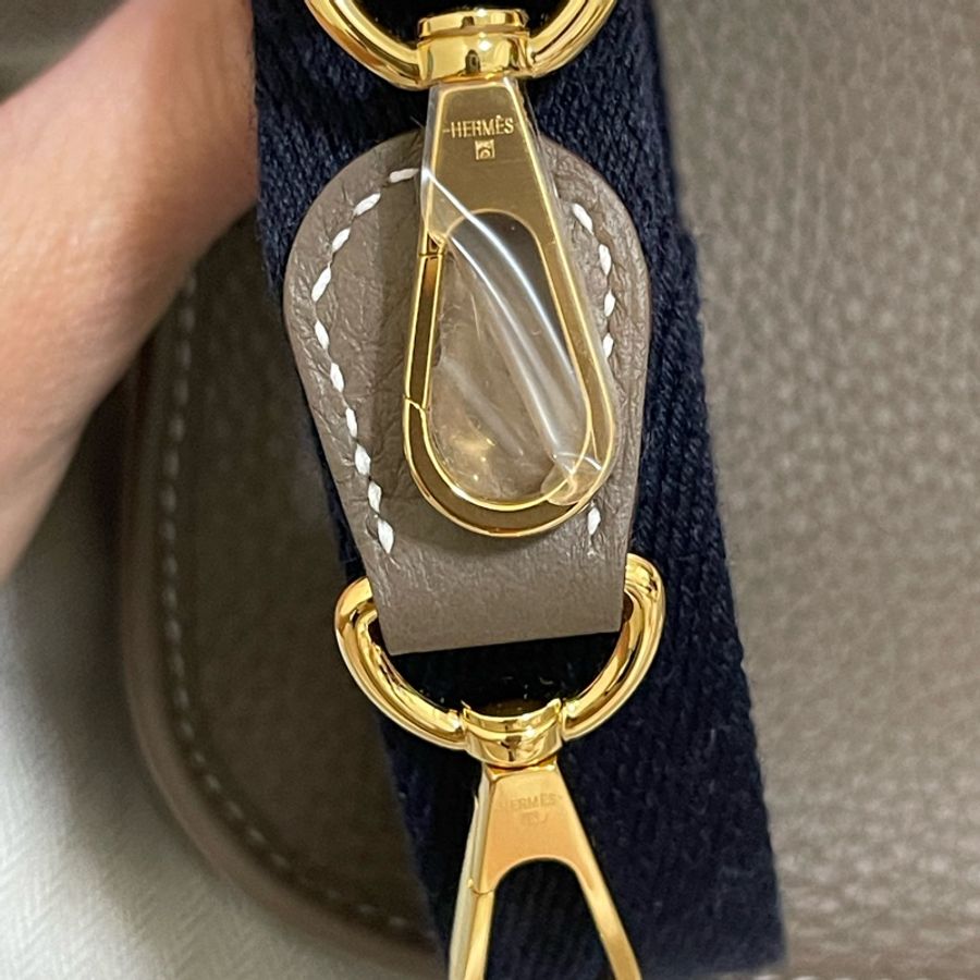 Hermes大象灰mini Evelyn金釦。 (保留中)他團同步,購買前請先確認)-10
