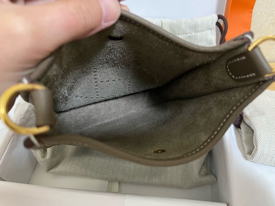 Hermes大象灰mini Evelyn金釦。 (保留中)他團同步,購買前請先確認)-11