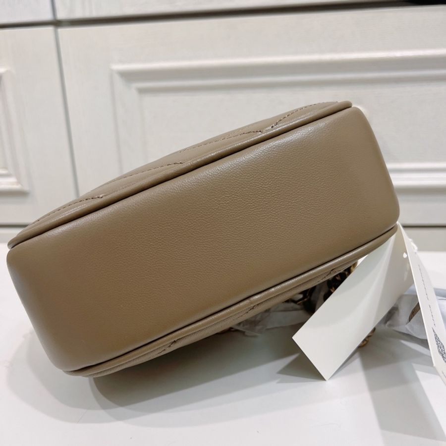 Tory Burch Kira Chevron 相機包 羊皮 Sandpiper 斜背包-8