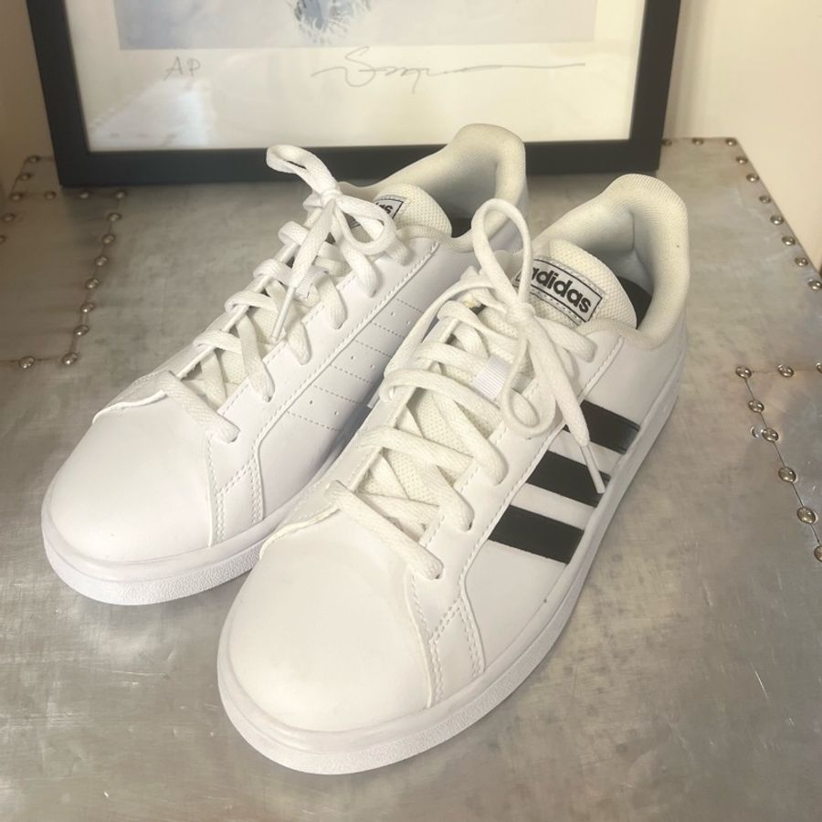 adidas 愛迪達經典小白鞋 單邊三槓［全新］-4