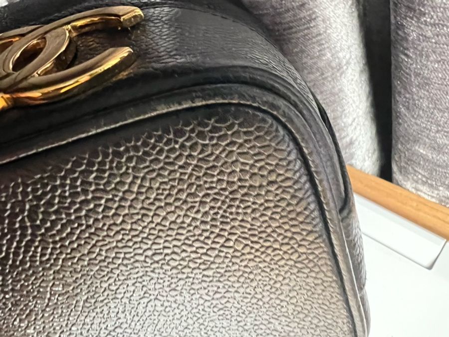 Chanel 香奈兒 6Logo 荔枝牛皮 肩背 水桶包 老香 黑金 vintage-13