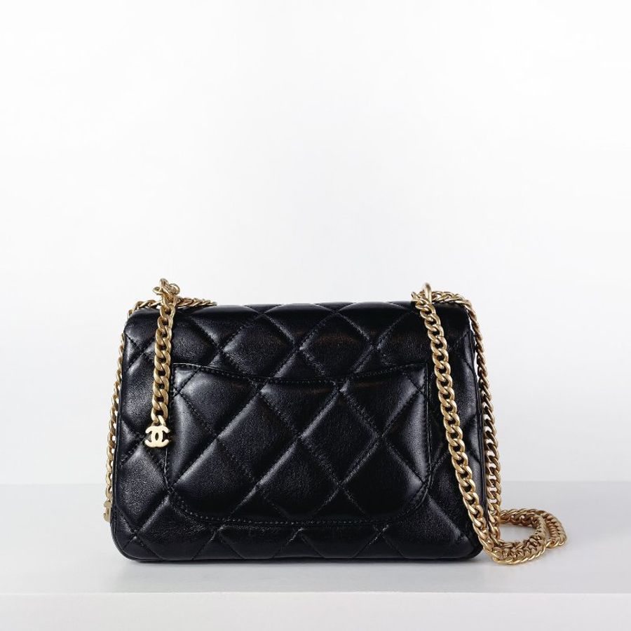 Chanel 22P 黑金琺瑯釦 方胖子-13
