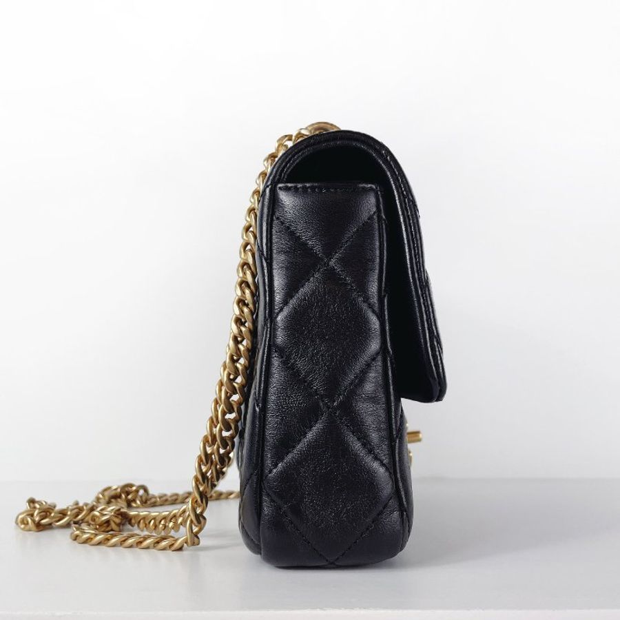 Chanel 22P 黑金琺瑯釦 方胖子-14