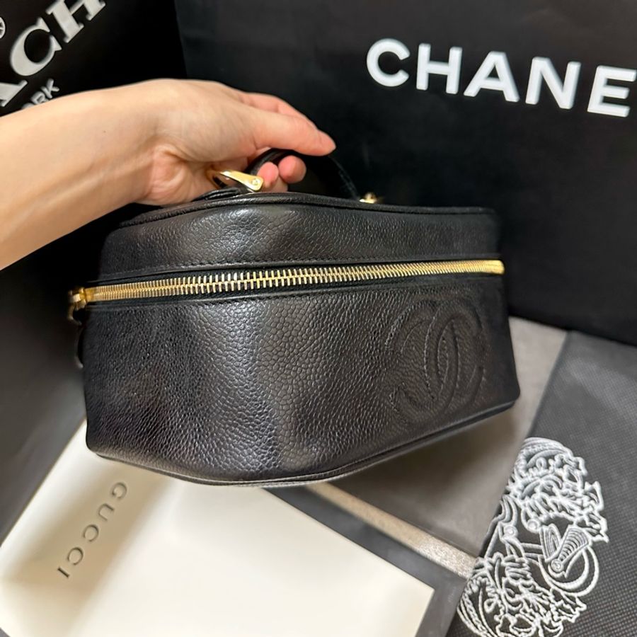 近全新Chanel vintage 香奈兒荔枝皮魚子醬化妝包 化妝箱 98新以上 復古典雅的玩家收藏款-12