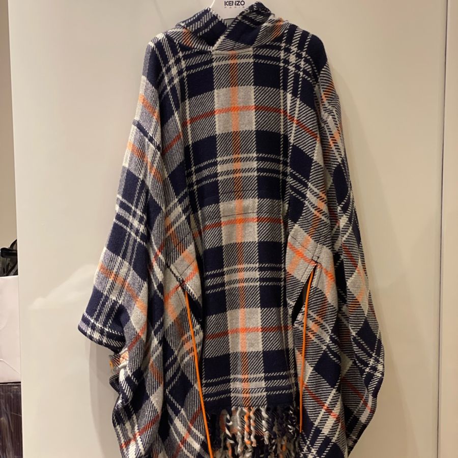 kenzo 常春藤格紋星夜藍流蘇斗篷大衣-0