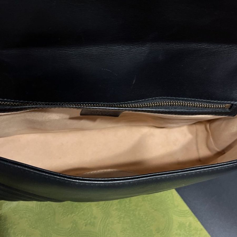 GUCCI 古馳 黑金GG marmont 馬夢 30公分 鍊帶斜背包/肩背包-9