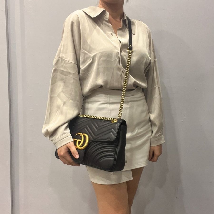 GUCCI 古馳 黑金GG marmont 馬夢 30公分 鍊帶斜背包/肩背包-11