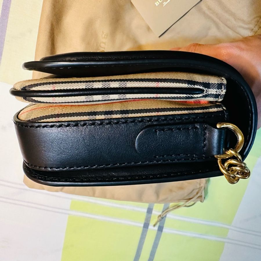 Burberry腋下包-5