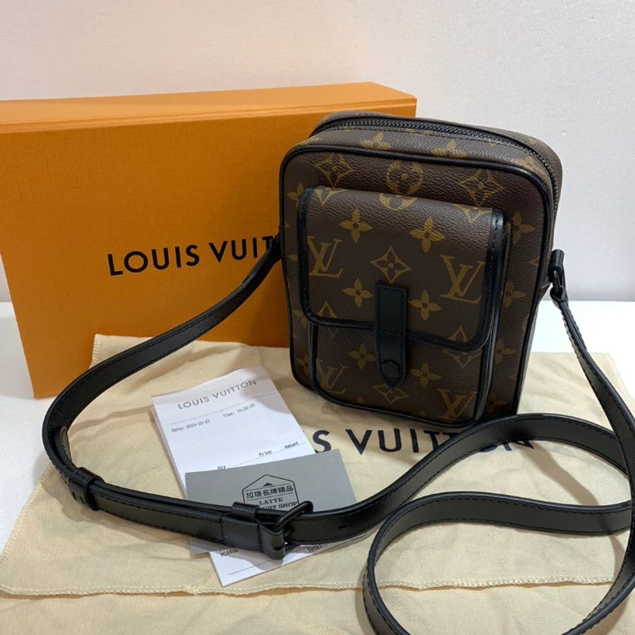 LV Christopher 斜背包/側背包 M69404 近全新-1