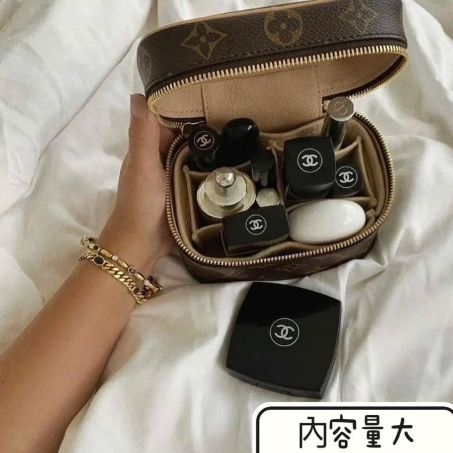 LV nice nano 化妝包 全新品(超難買到)台灣專櫃購入,全配-10
