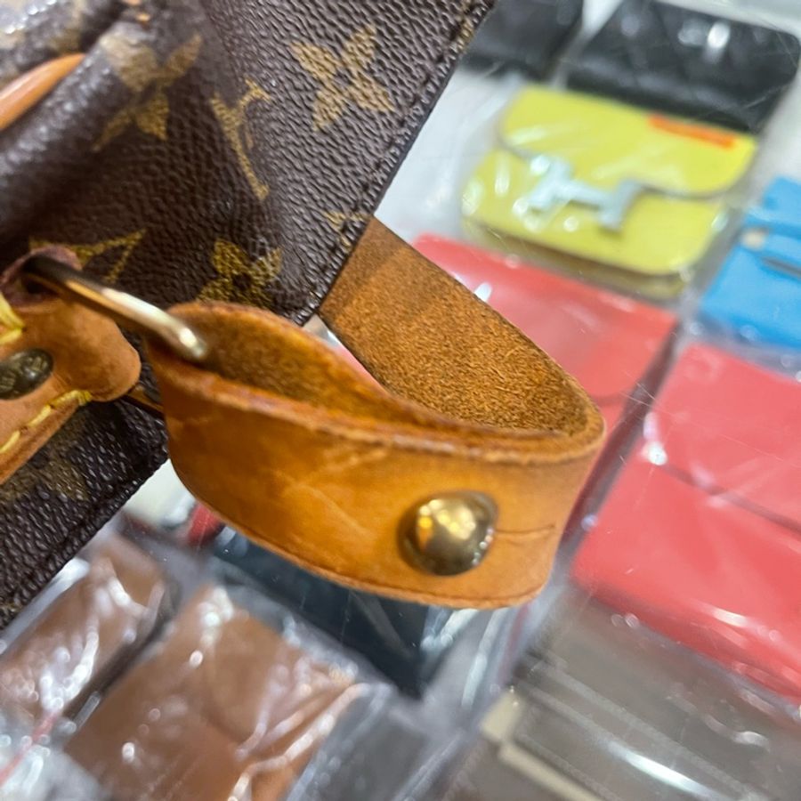 lv 復古絕版品 斜背包-13