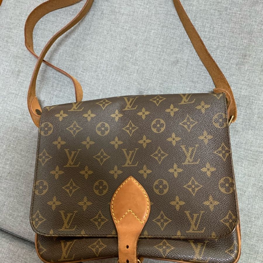 lv 復古絕版品 斜背包-18